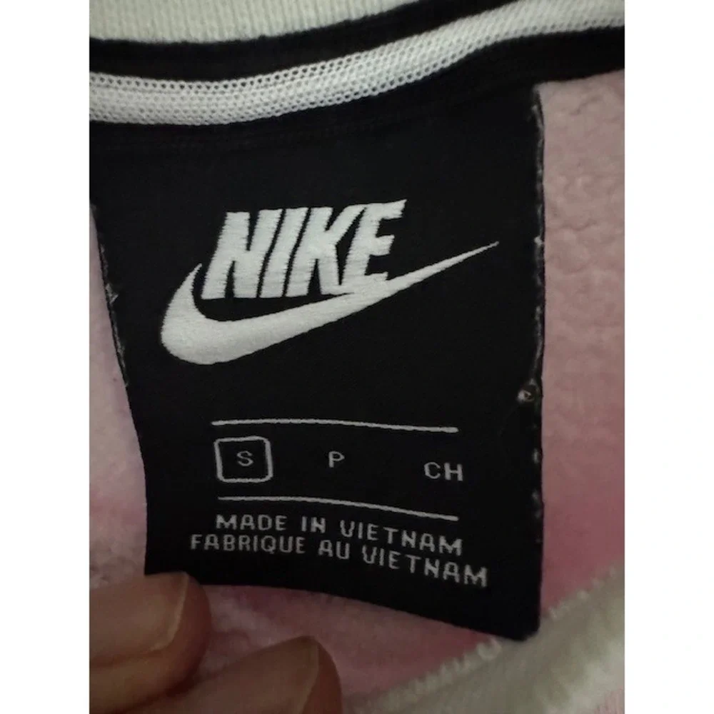 Nike material blend department